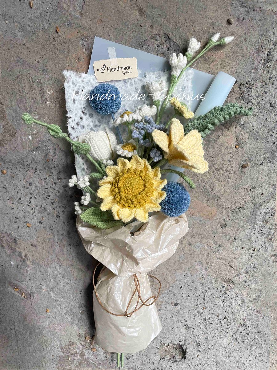 Little Cream Crochet Knit Bouquet product image (4)