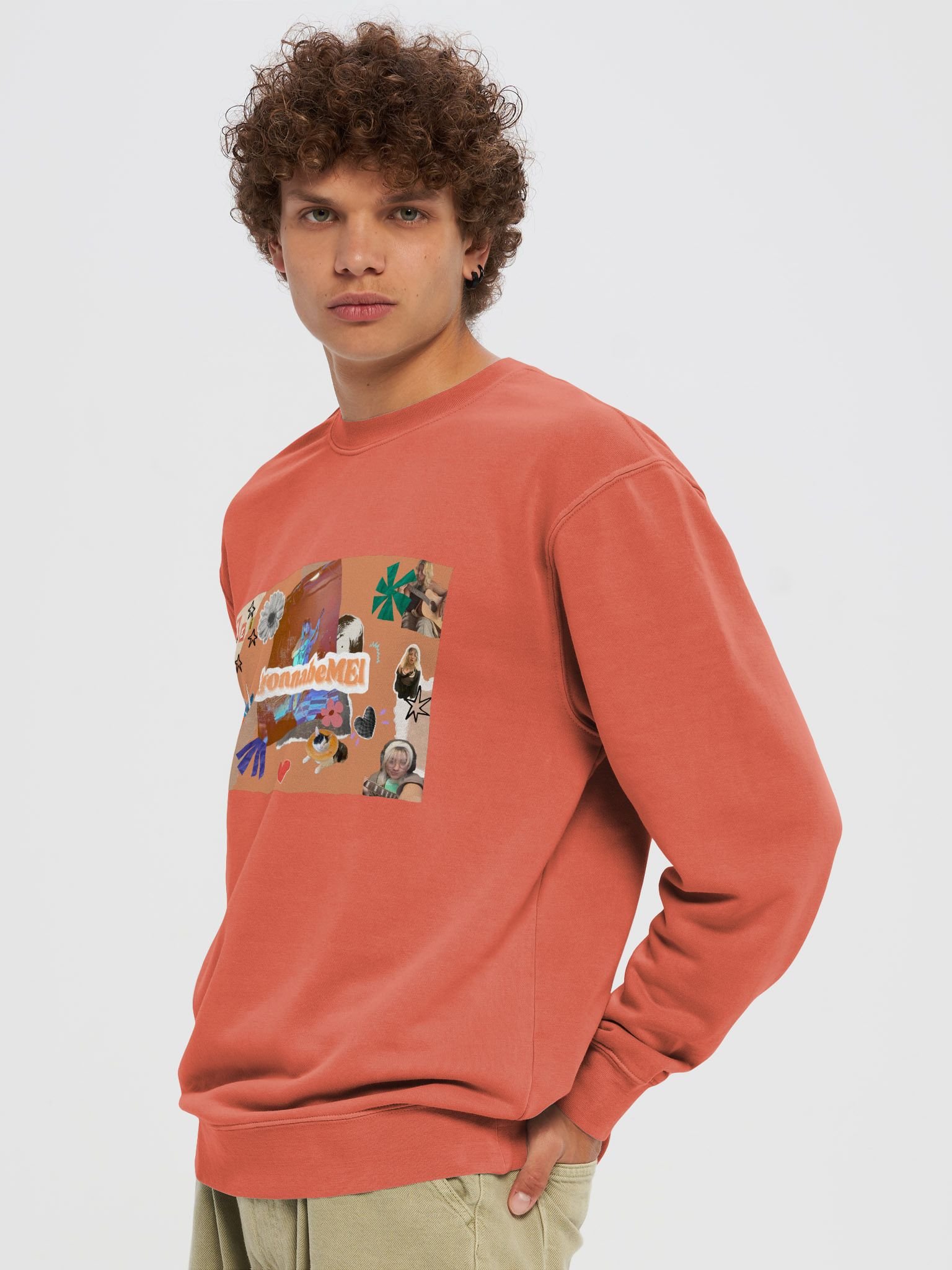 izgonnabeMEI Collage Sweatshirt product image (39)