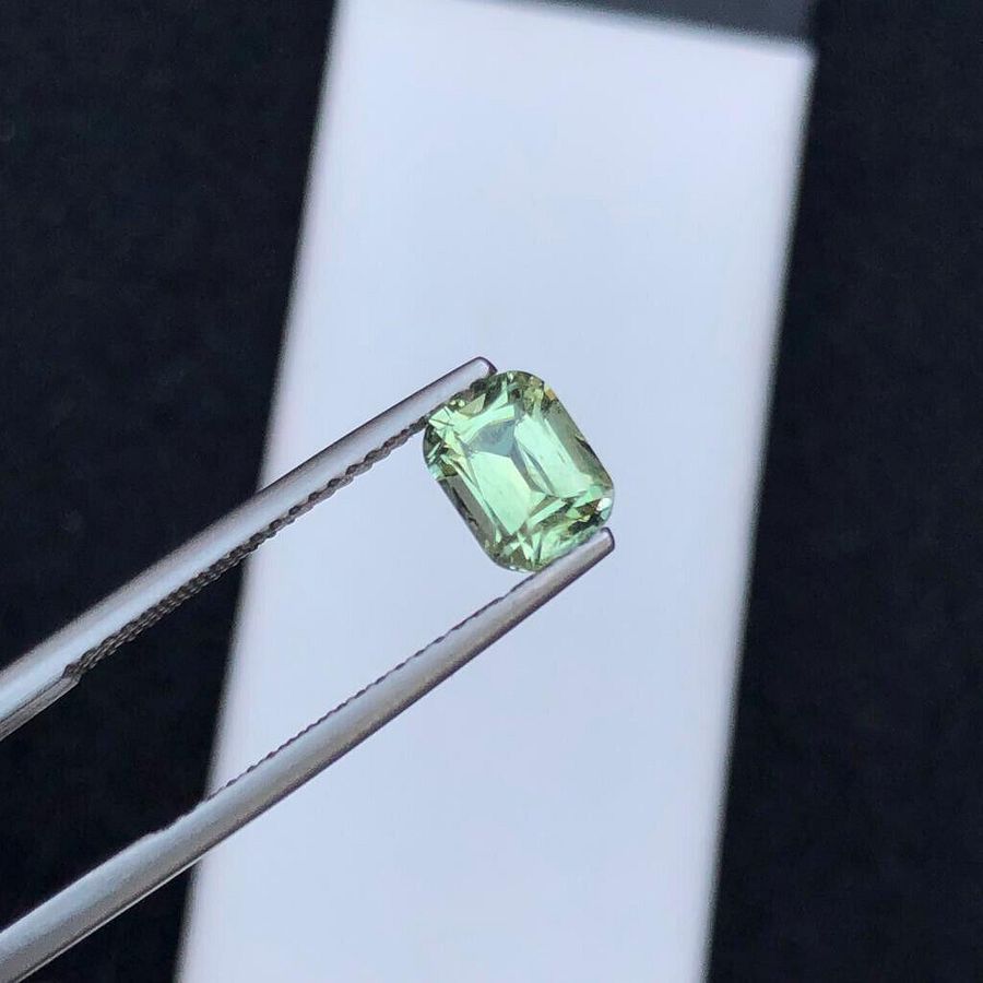 TOURMALINE FOR RING CUSHION CUT YELLOW/GREEN STONE FOR WIRE WRAPPING, 1.20 CRT product image (3)
