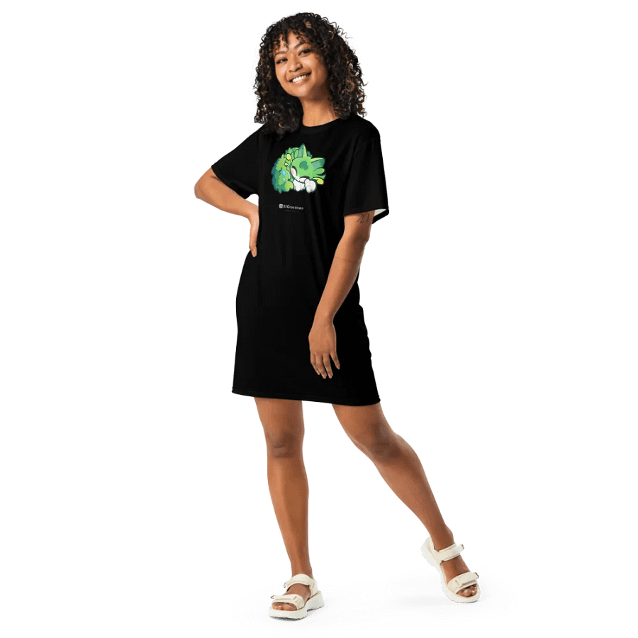 Sleeping Chloe • T-shirt Dress (Black) product image (5)