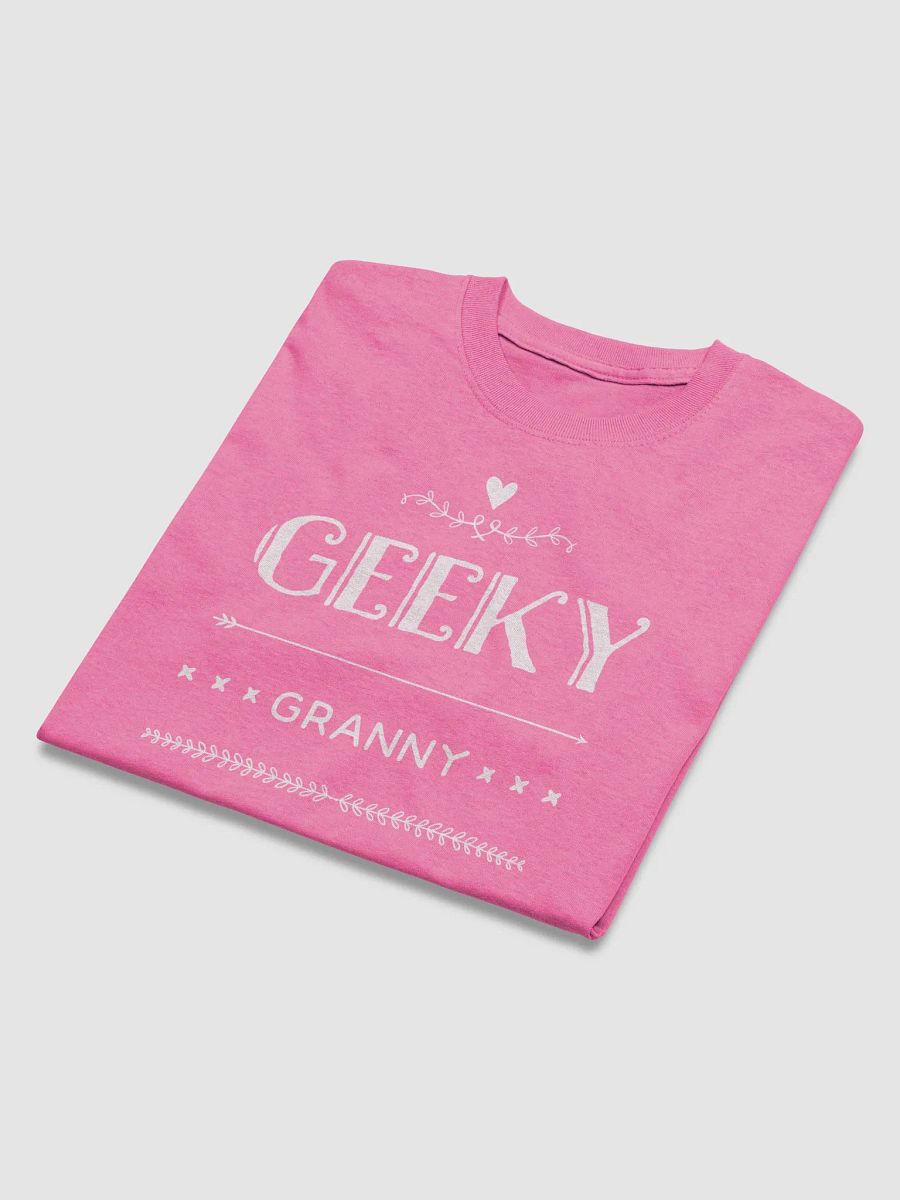GEEKY GRANNY Tee product image (44)