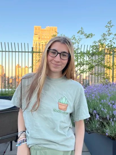 The Alloe Garden Tee product image (1)