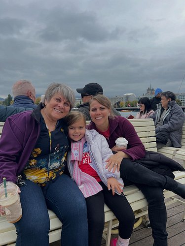 On Lake Geneva 🇨🇭 
Our trip to Switzerland with Kalie’s parents is off to a great start. It was a short flight from Porto,Por...