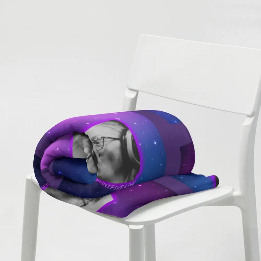 ninepoGCHAMP Blankie product image (7)