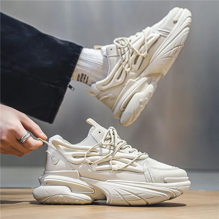 Men's Fashion Breathable Mesh Surface Sneaker product image (1)