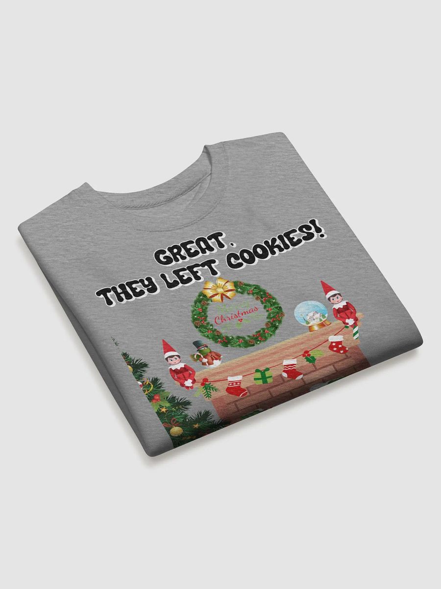 Great, They Left Cookies! Santa Claus Christmas Sweatshirt product image (21)