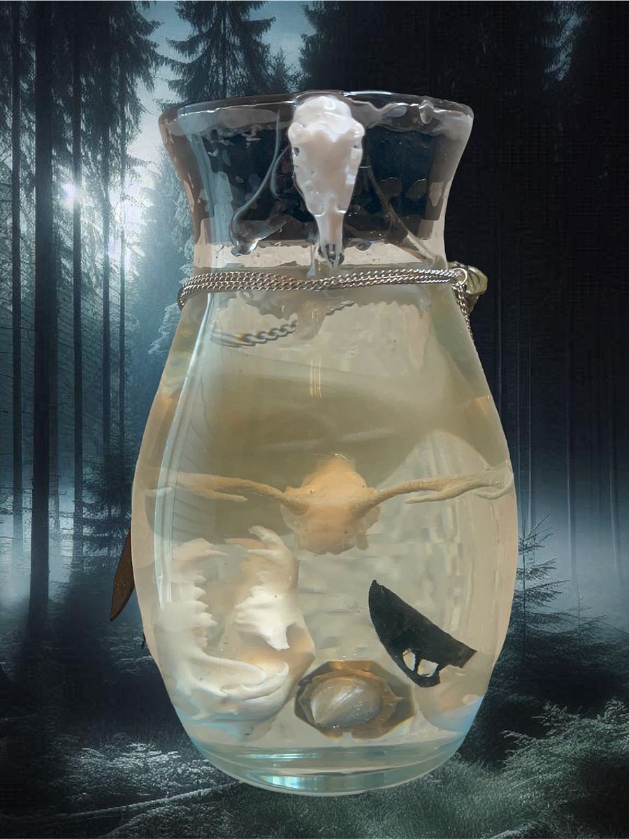 The Cosmere - Portable Mistwraith product image (2)