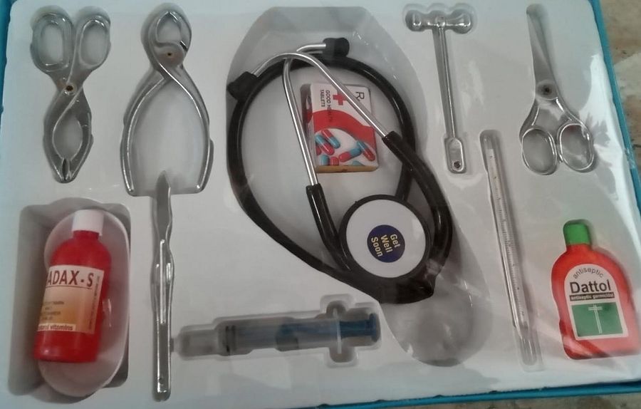 JUNIOR DOCTOR TOY product image (3)