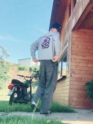VintageVibe Link in Bio gerne abchecken  #fy #vintagevibe #viral #clothing #newcomer #vintagevibehoodie #fyppppppppppppppppppppppp #goviral 
