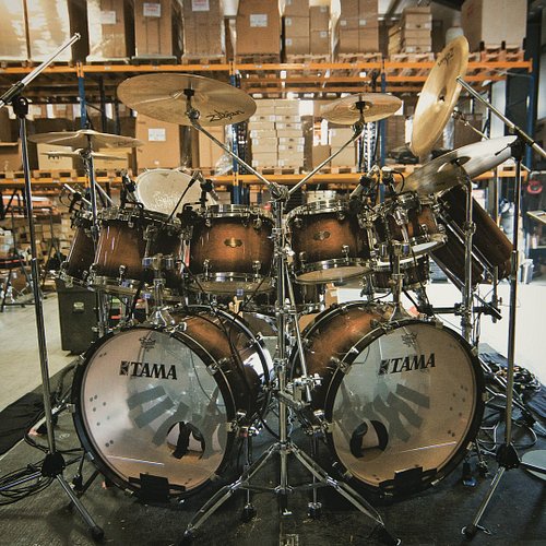 i would love to get a kit like this drum kit