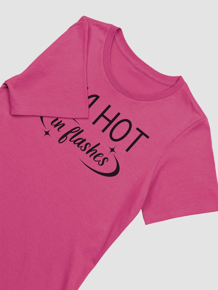 Funny Menopause 'I'M HOT, in flashes' Relaxed Fit T-Shirt product image (4)