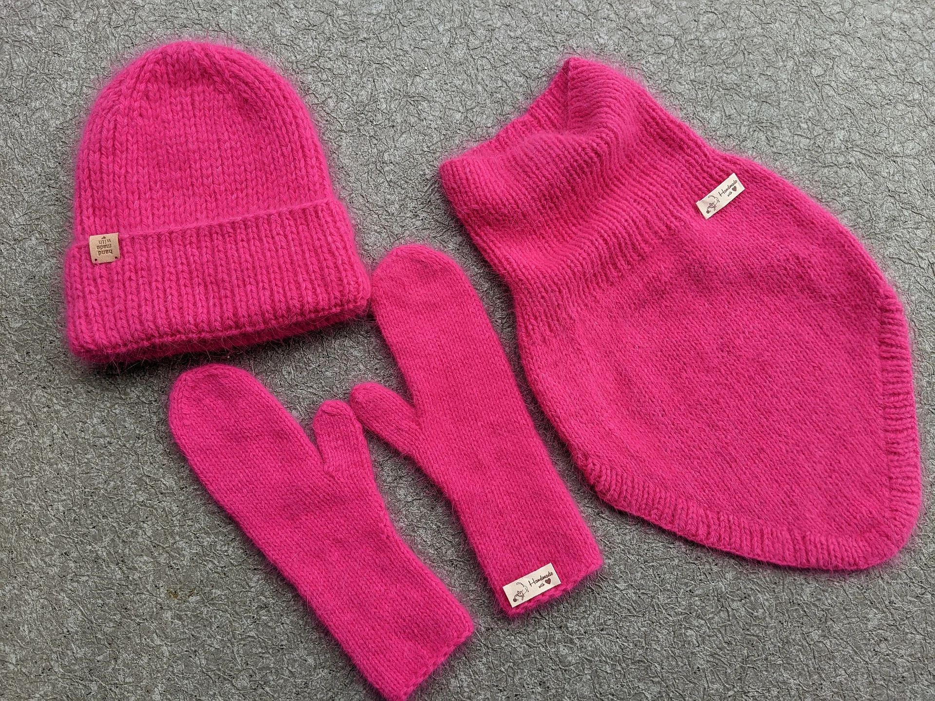 Pink Winter Bandana Cowl Knitting Pattern product image (6)