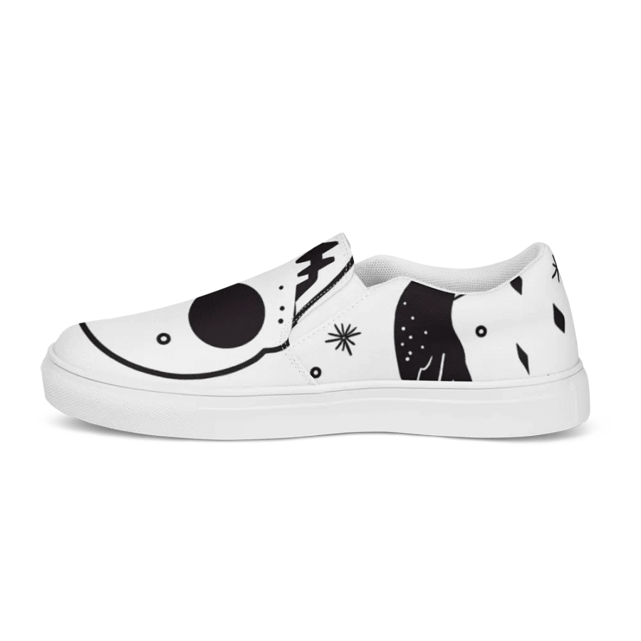 Men's Slip-On Canvas Shoes with Large Skull Design 💀 product image (8)