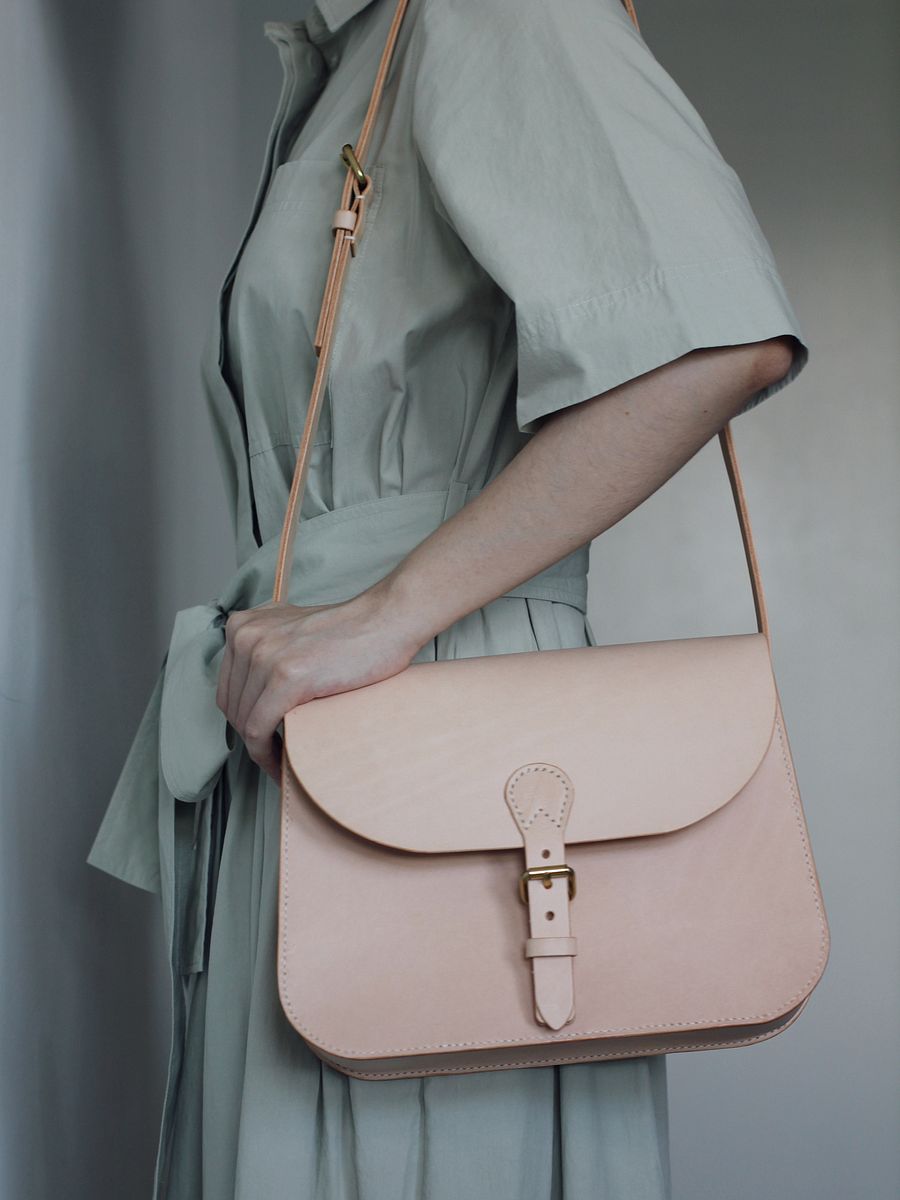 SAMPLE SALE - Vegetable Tanned Leather Saddle Bag in Natural product image (8)