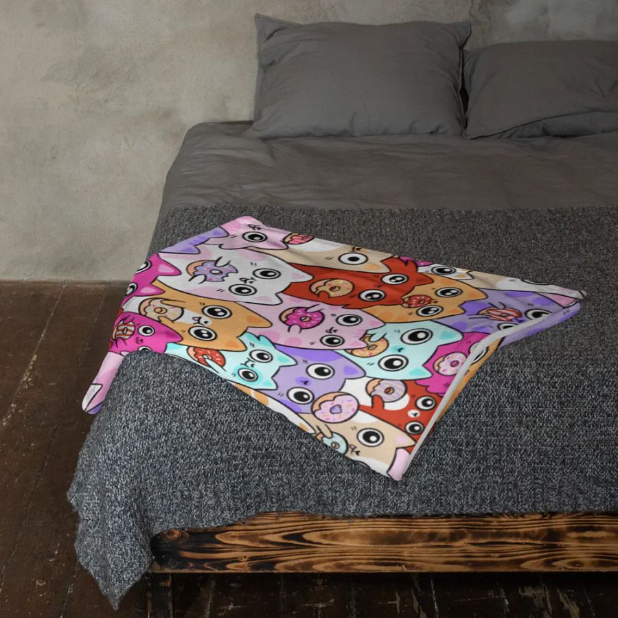 Whimsical Cat Faces and Doughnuts Throw Blanket product image (8)
