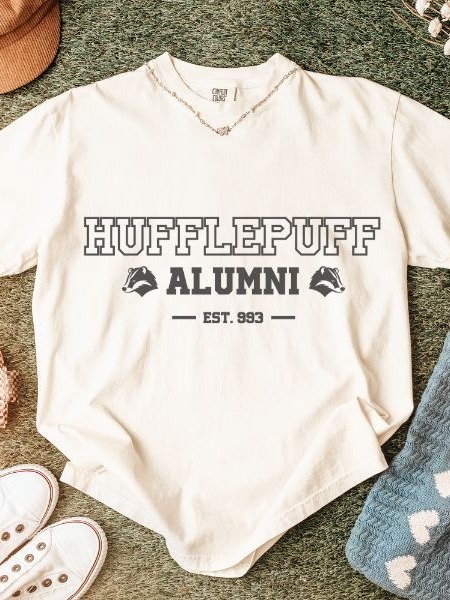 Hufflepuff Magical Alumni Vintage Collegiate Shirt product image (8)