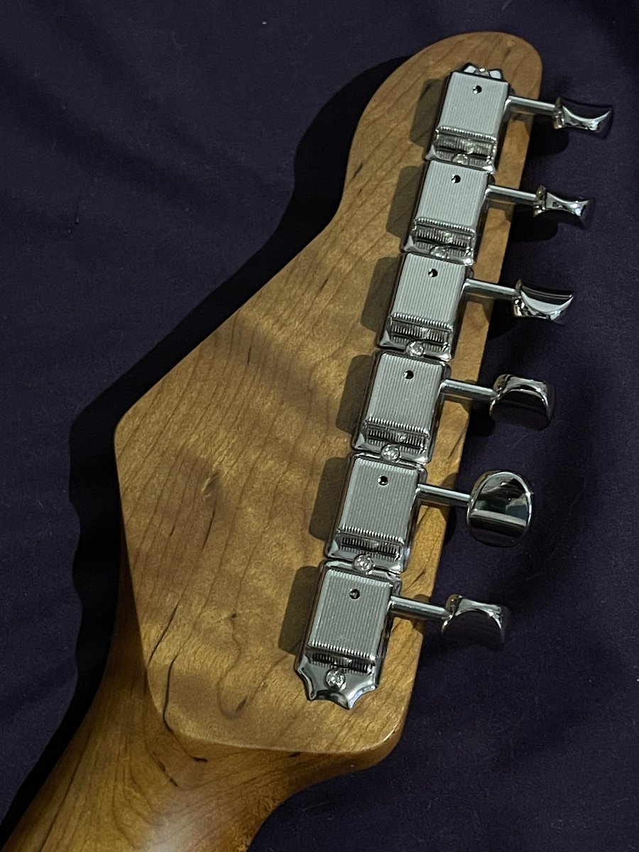 GD Guitars – Lake Placid Blue Hardtail Super S w/ GD Pickups Feral Fang Set product image (7)