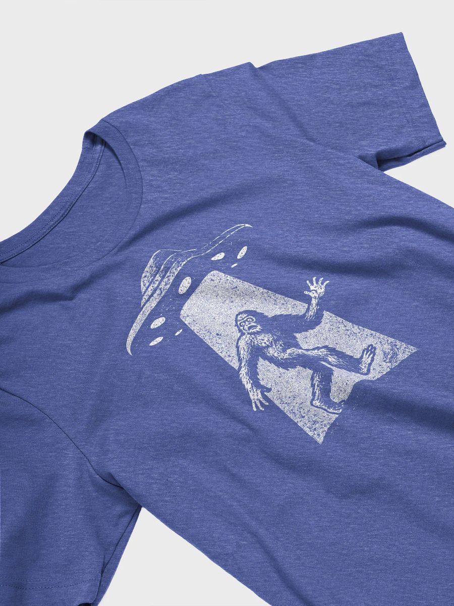 Bigfoot Abduction: Midnight Ufo Beaming up Bigfoot Tee (Version III) product image (3)