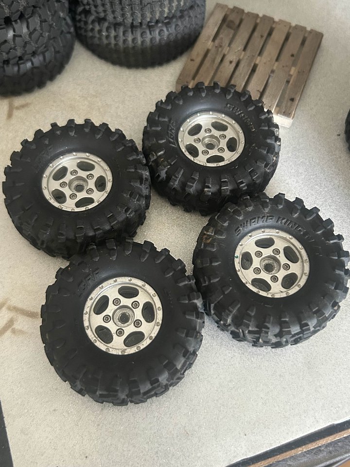 Unknown wheels / LGRP tires product image (2)