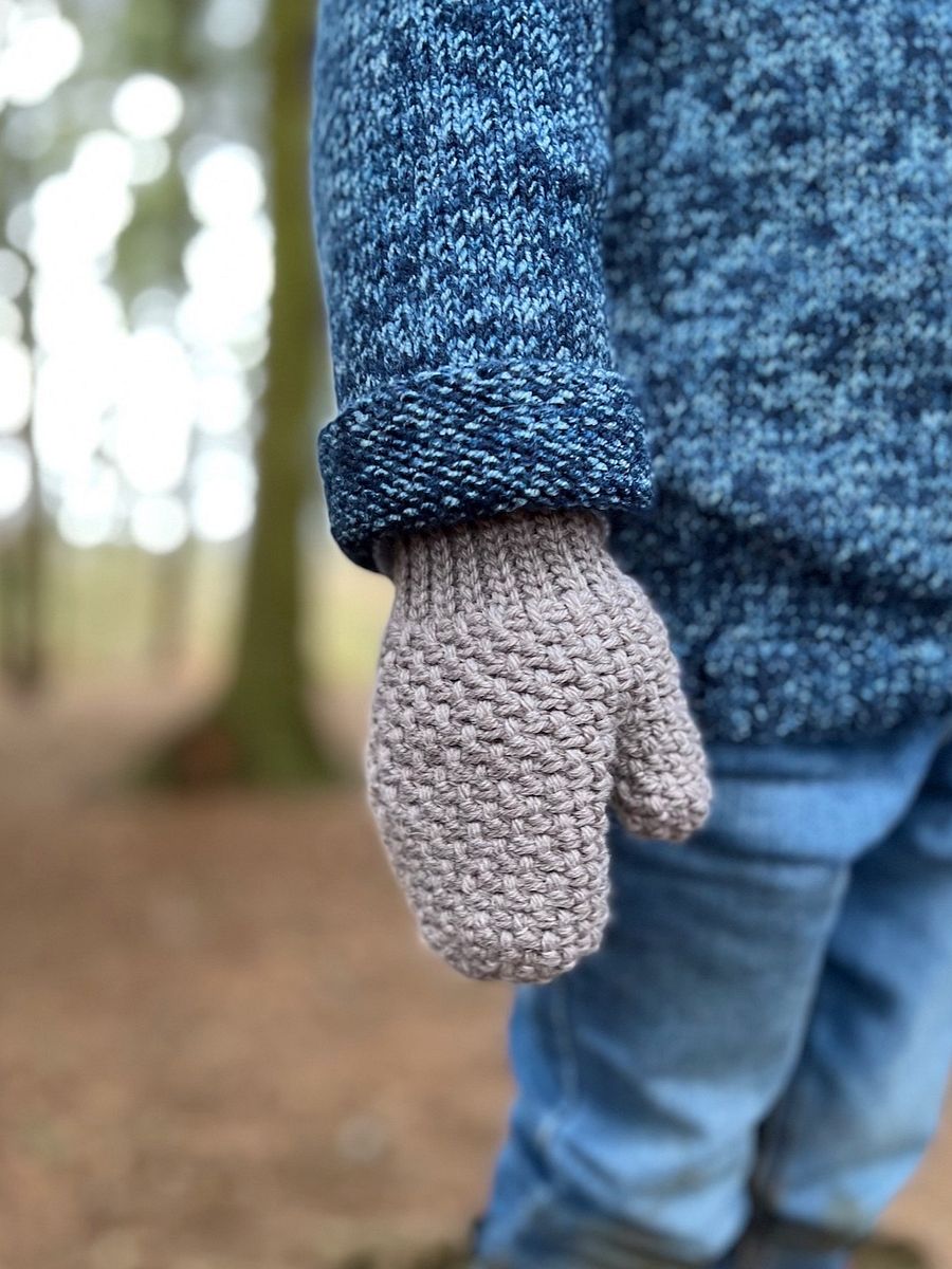 Herringbone Moss Stitch Crochet Mittens Pattern Baby to Adult Size product image (5)