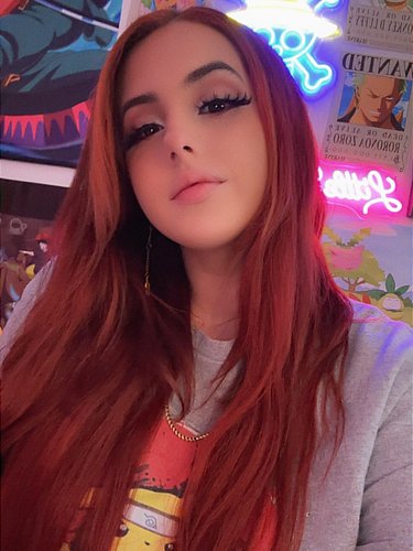 loving life lately 🤍

#kickstreaming #twitch #egirl #longhair #lovelife