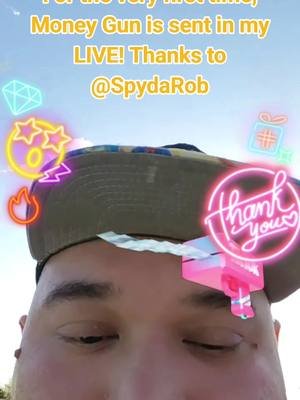 I appreciated it so much! Thank you, SpydaRob! It was the first time I saw this Gift in my LIVE. @SpydaRob #livegift #moneygun 