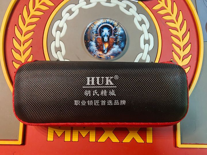 HUK Dimple Kaba Flag product image (1)