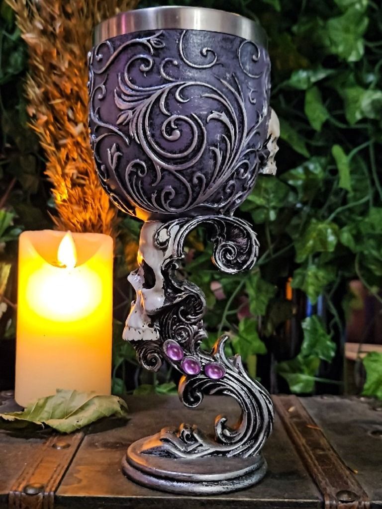 The Armored Kingdom Final Toast of Valor Skull Goblet product image (3)