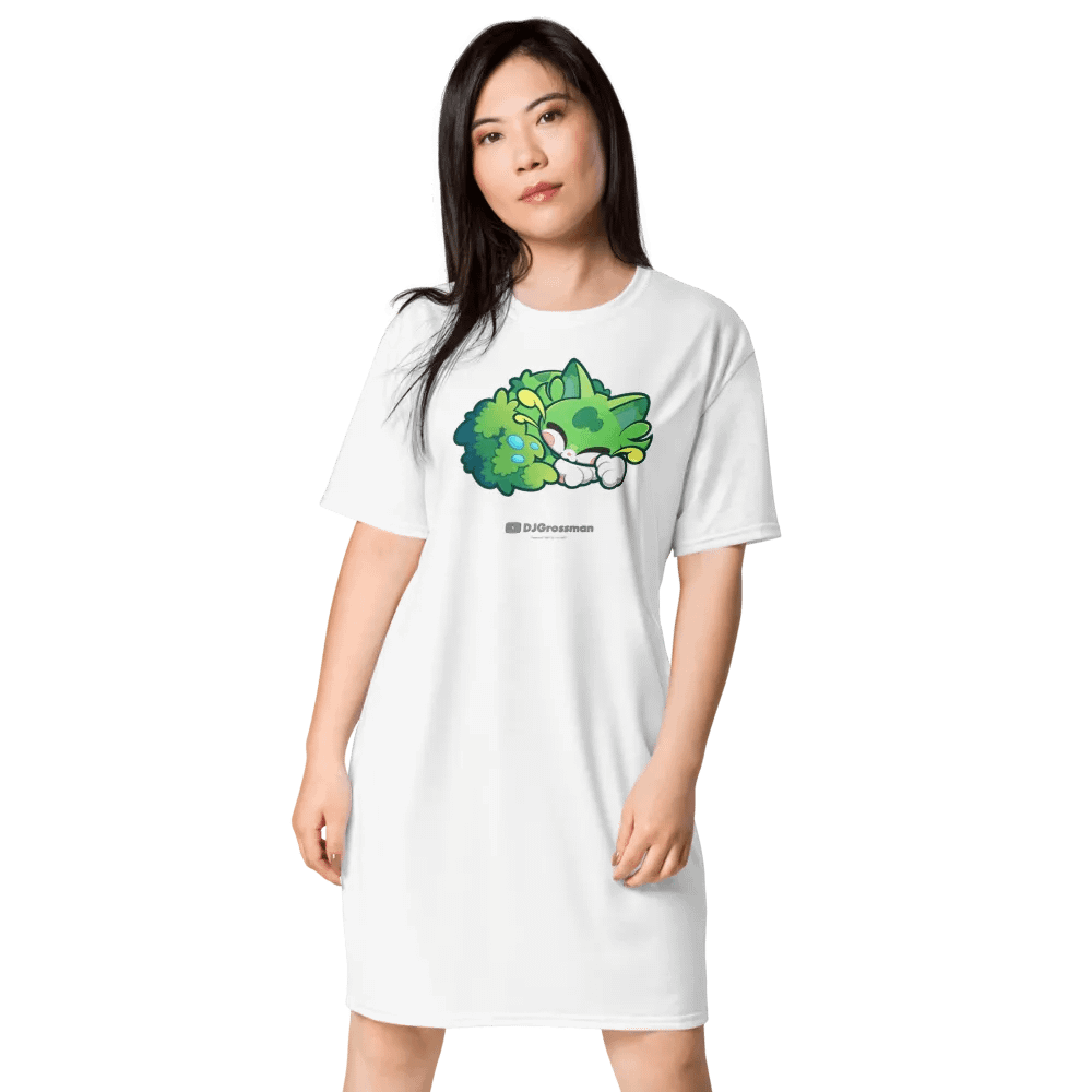Sleeping Chloe • T-shirt Dress (White) product image (2)