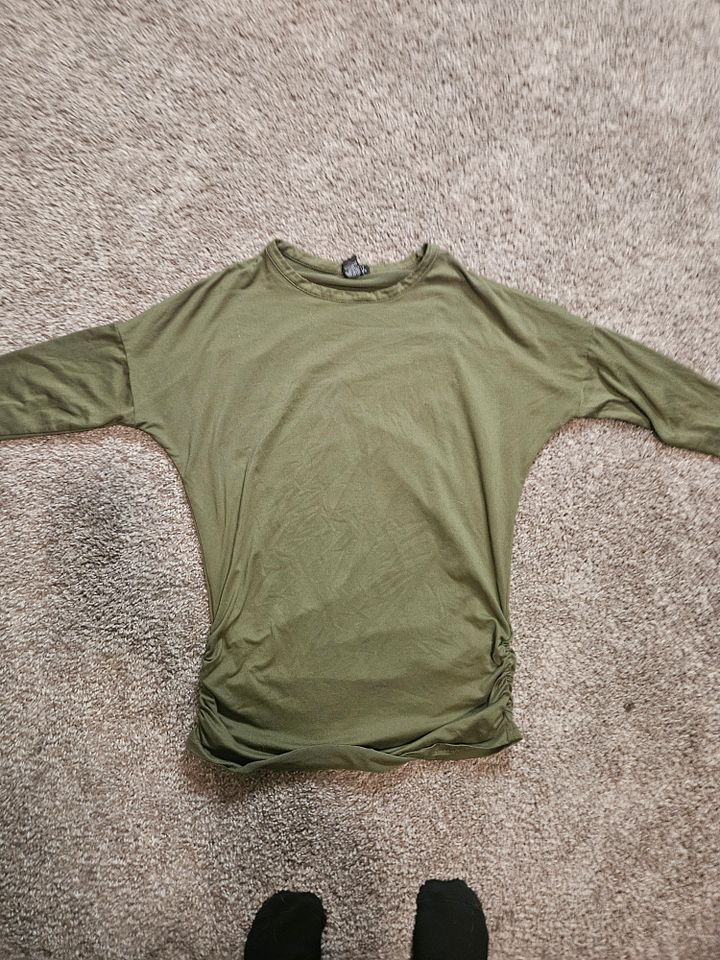 Green 3/4 Sleeve Top product image (2)