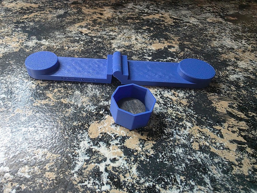 Magnetic Chalk Holder product image (1)