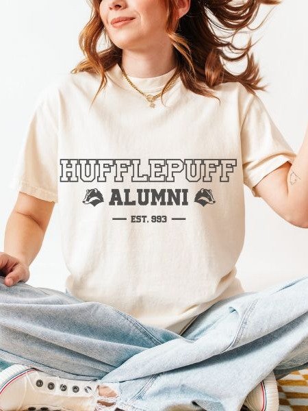 Hufflepuff Magical Alumni Vintage Collegiate Shirt product image (11)