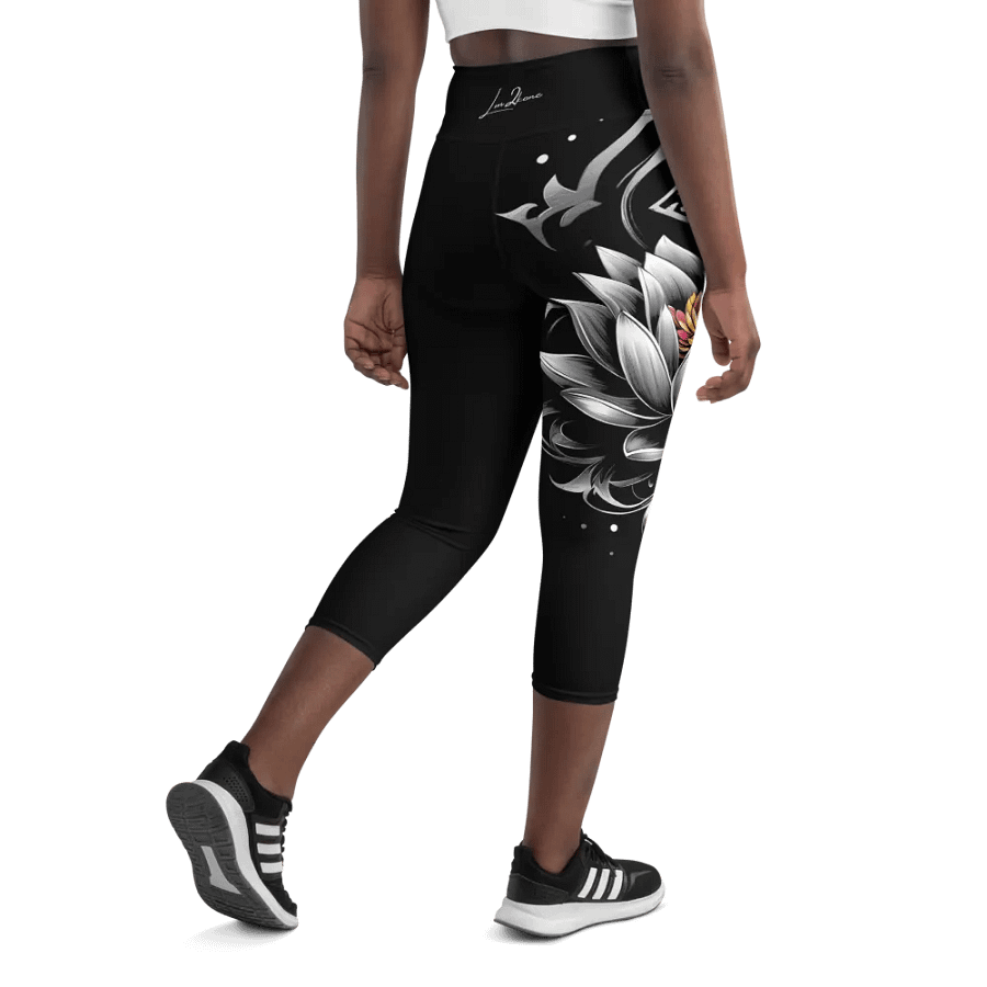 Lotus Bloom Yoga Capri Leggings product image (10)