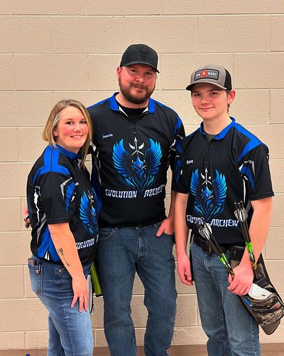 Family shooting!! Knocked out our first tournament for this season. #tso #evolutionarchery