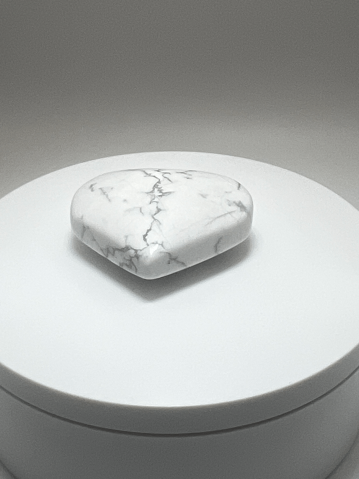 Howlite Worry Stone product image (2)