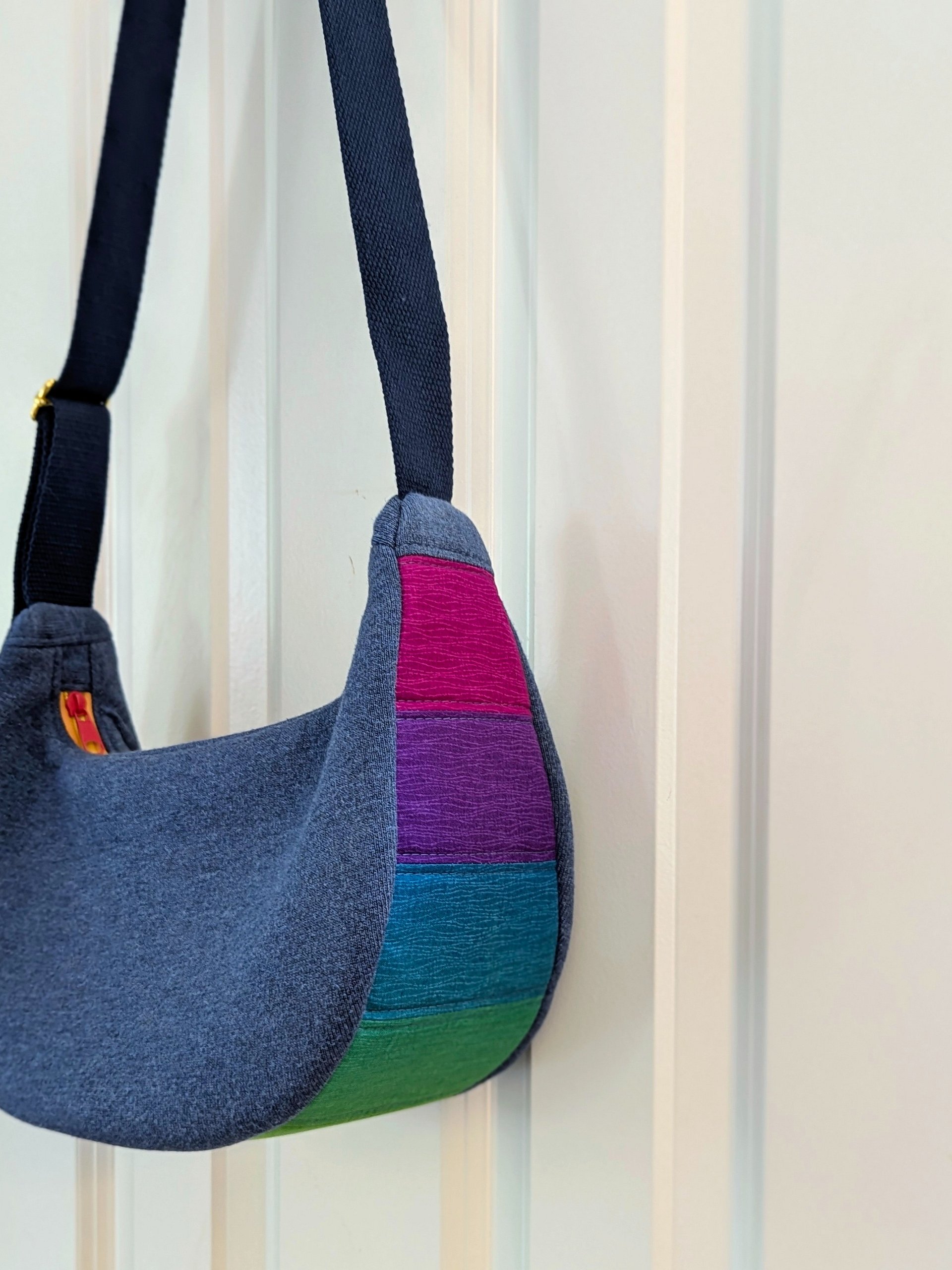 🌈 Rainbow Crescent Bag product image (6)