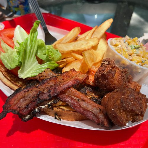 Some food from the last few weeks. Blackened Grouper BLT from @brooksdocksideseafood, grilled London Broil seasoned with @kin...