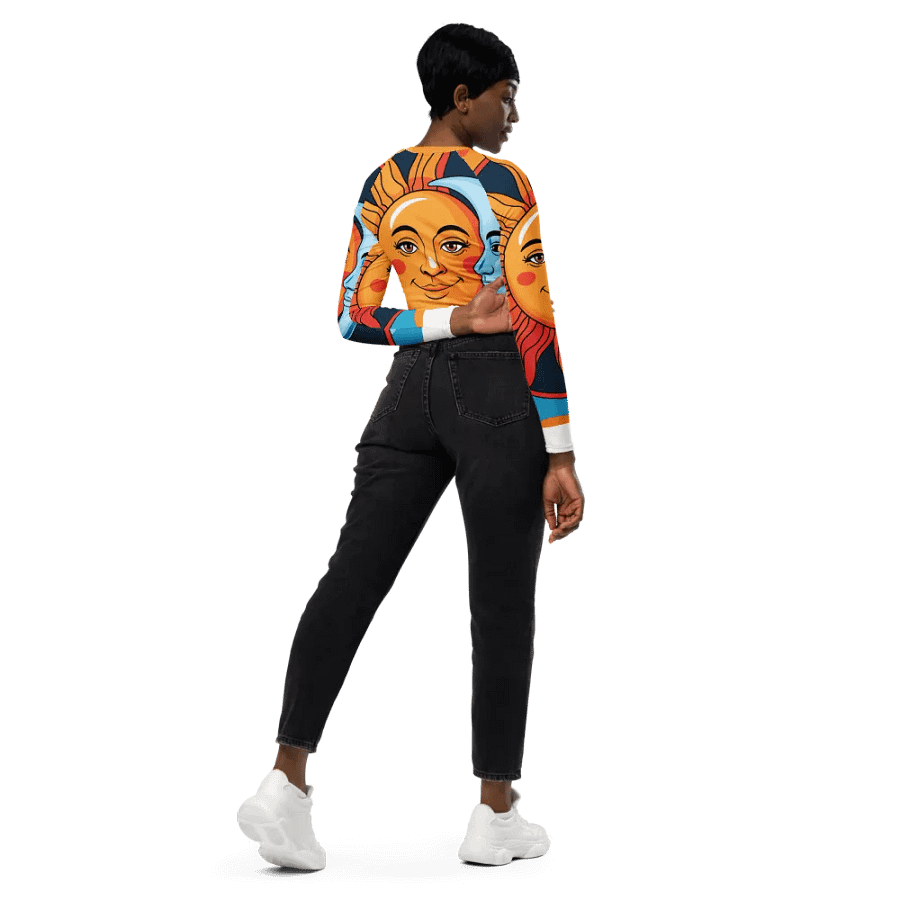 Graphic T-shirt product image (6)
