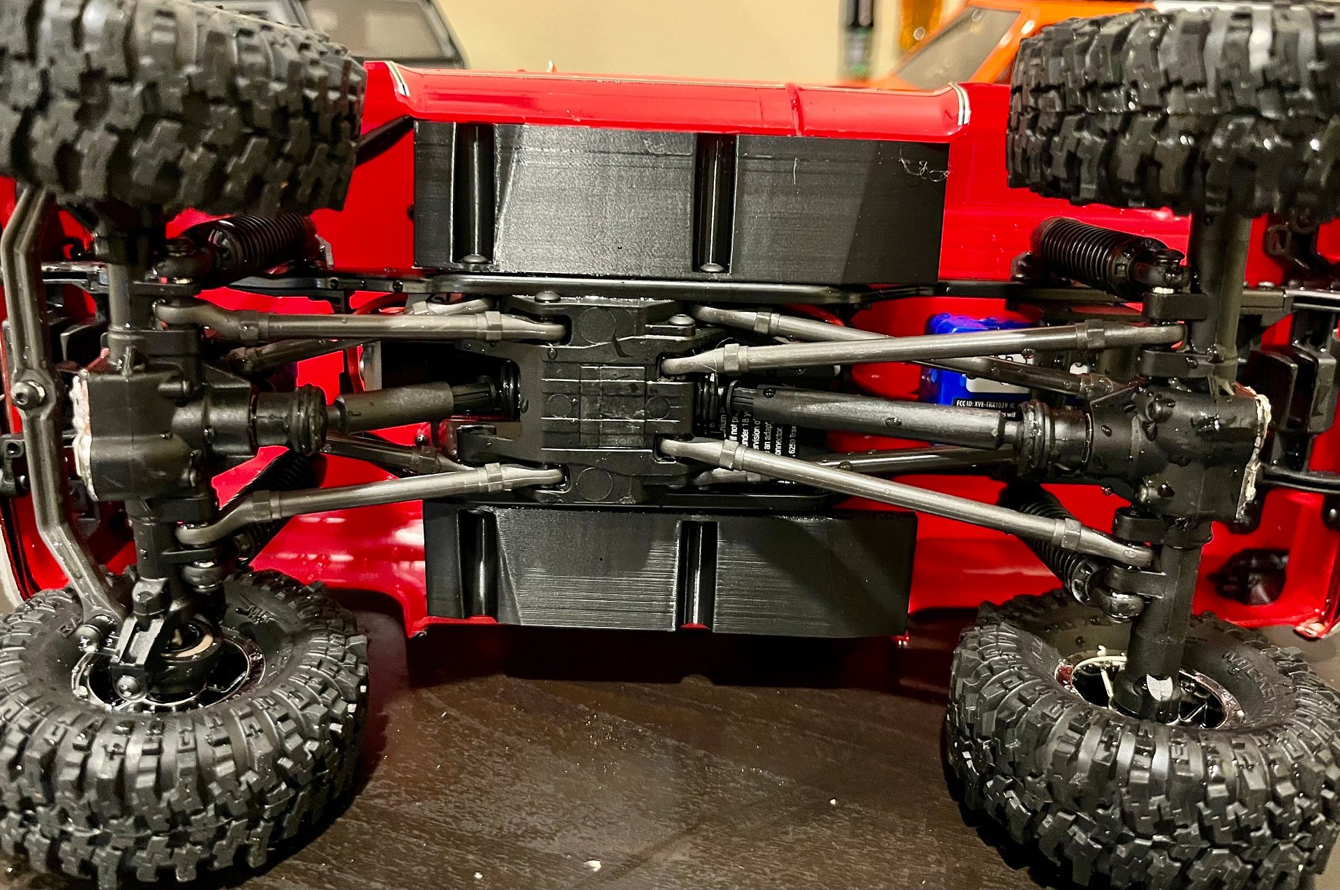 Sliders for the Trx4m High Trail product image (1)