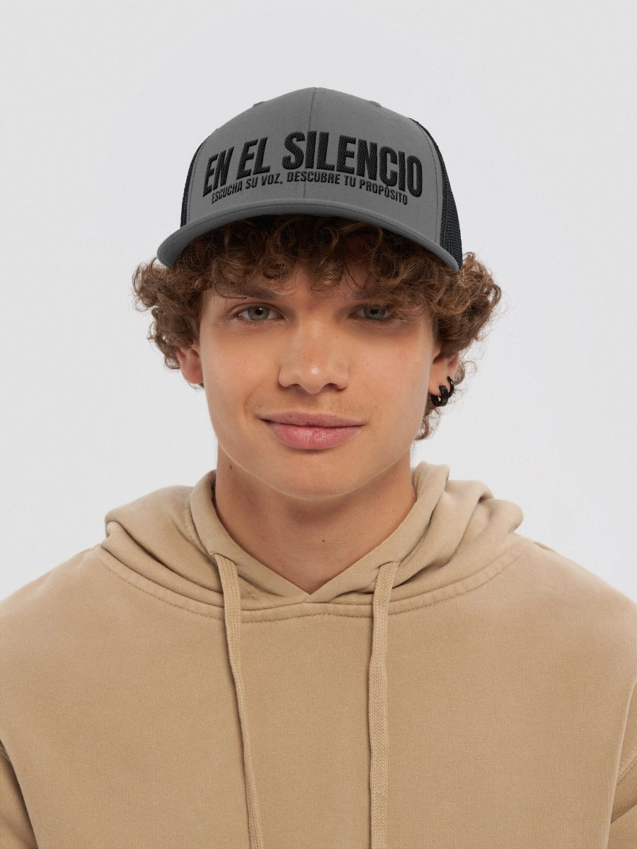 En El Silencio Trucker Cap Light product image (9)