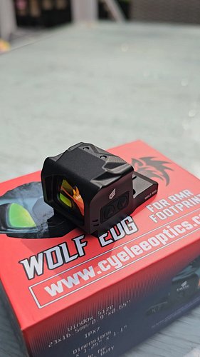 Just got this new budget red dot optic in from @cyeleeoptics 

This is their new Wolf EDG, a closed emitter, RMR footprint, 3...