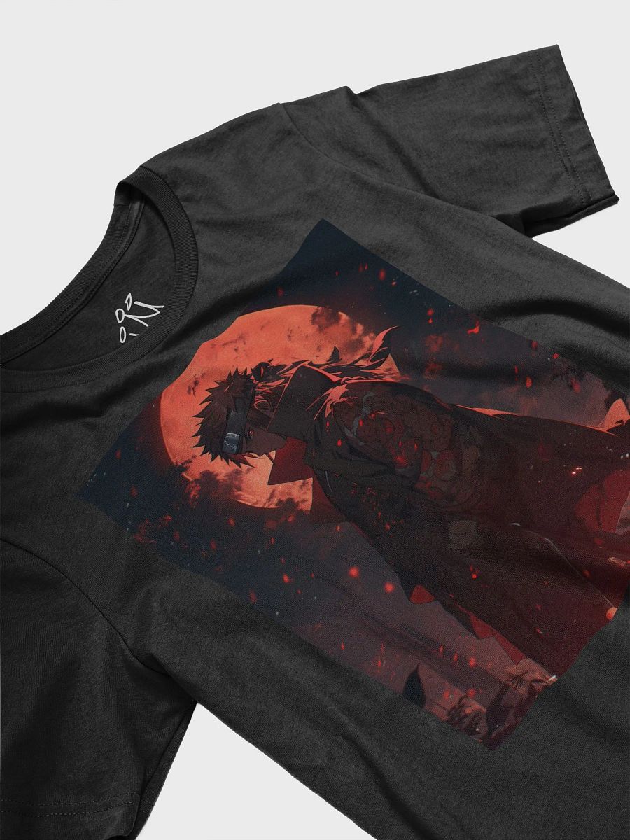 Naruto T-Shirt: Powerful Red Moon Design product image (13)