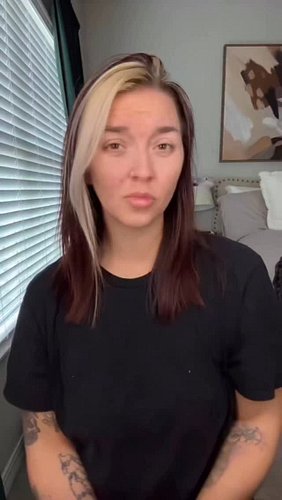 This song hits too hard lately 💕 

#contentcreator #twitchstreamer #gamergirls #gamerlife #kickstreaming #relatable #gamerlif...