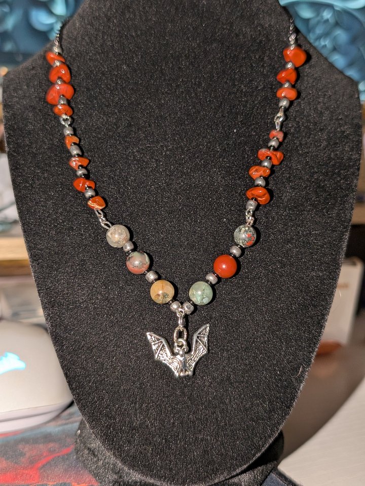 Bloodstone & Red Jasper Crystal Choker! product image (1)