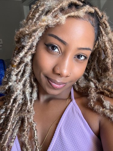 Blonde is definitely for me!!
Also, we are now on Passes! I like a nice quiet circle where I can post cutely in peace!! Link ...