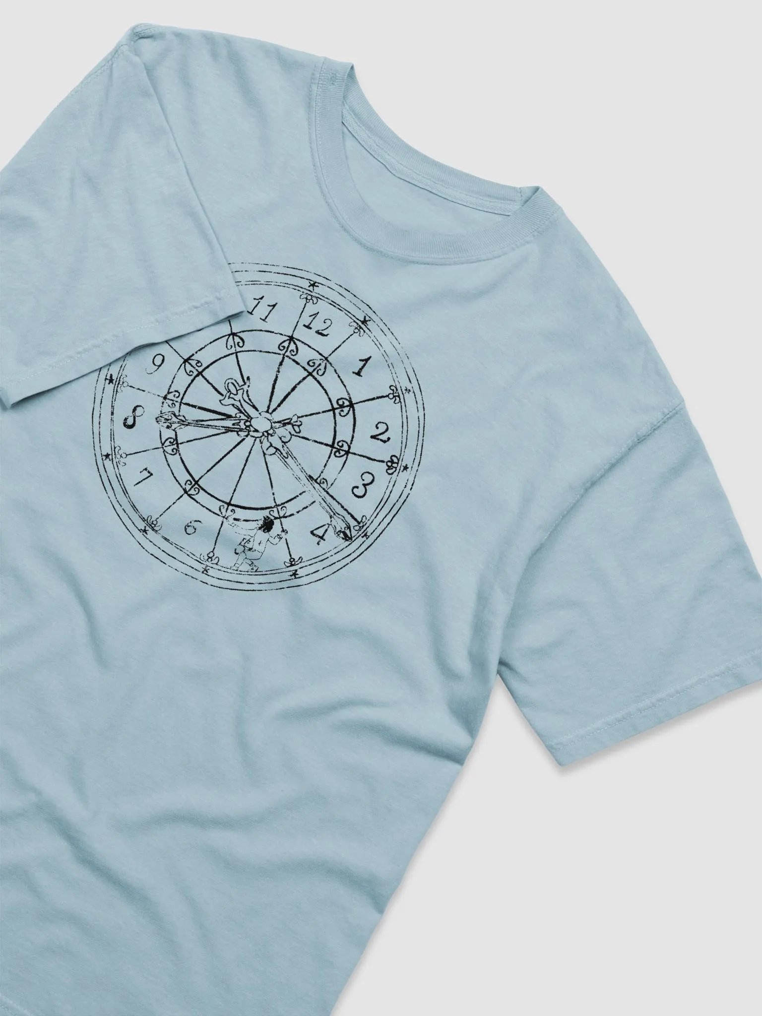 Hugo's Clock T-shirt product image (11)