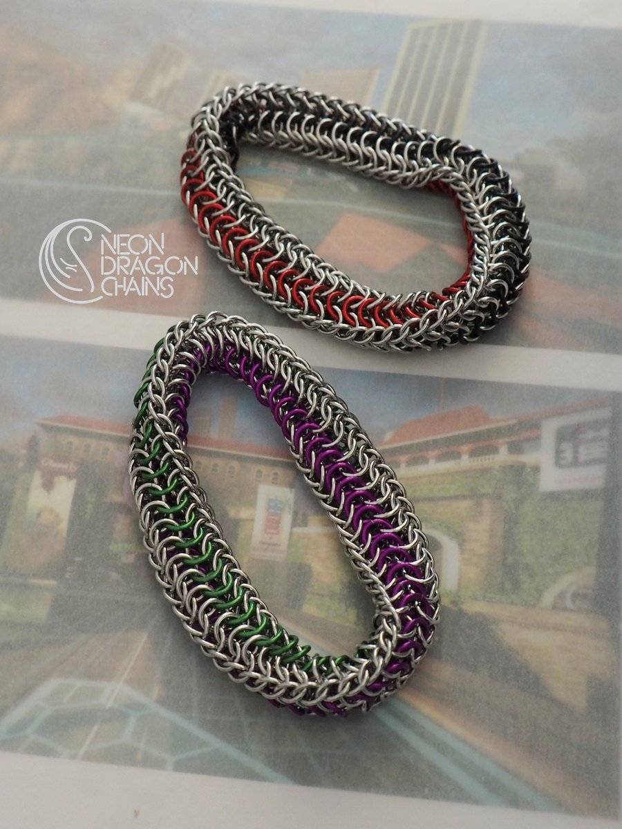 Mobius Fidget Toy / Steel Stripes product image (5)