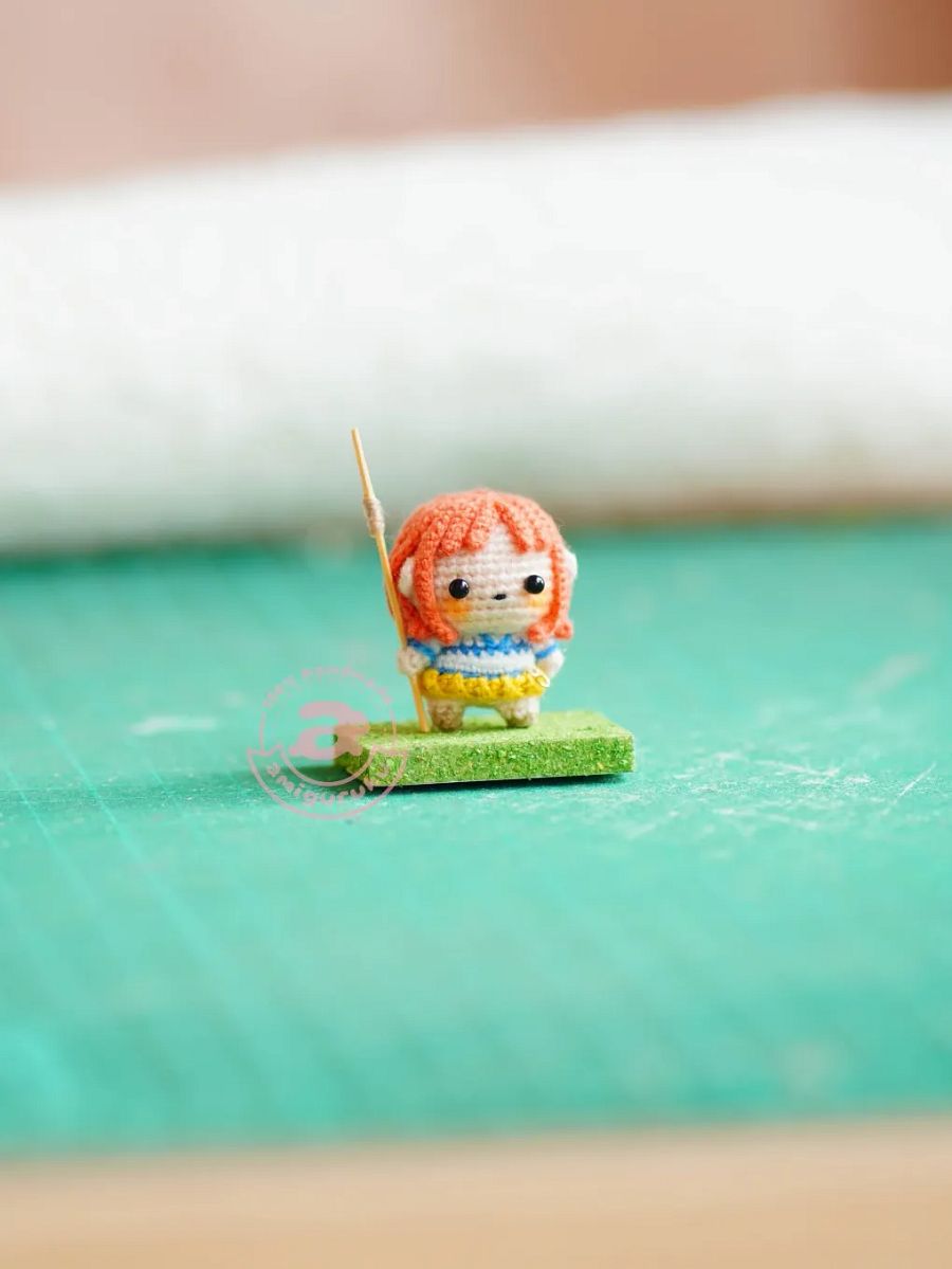 Orange Pirate Girl - Micro crochet product image (6)