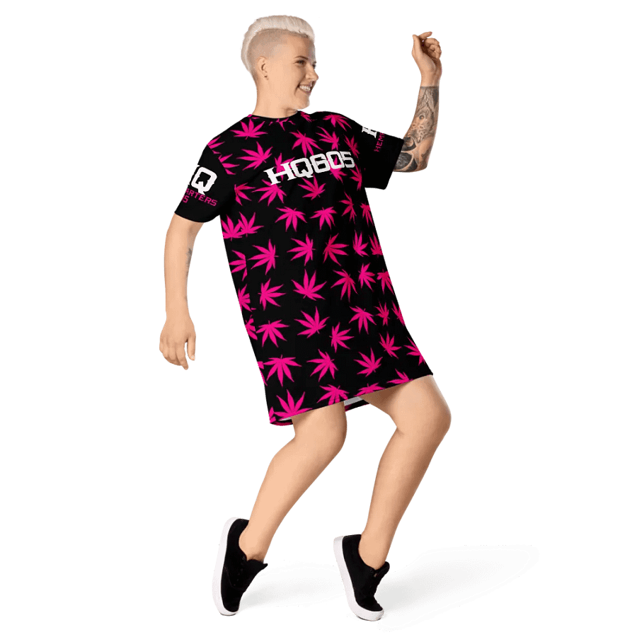 HempQuarters Pink Marijuana Night Shirt product image (4)