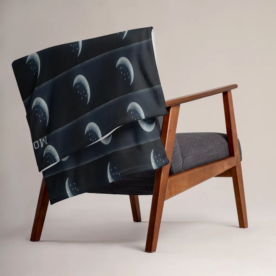 Moon logo Blanket product image (15)